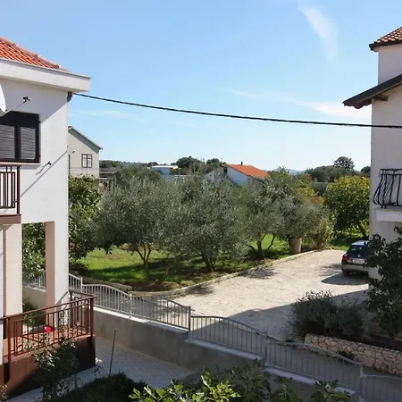 Apartman By The Sea Bibinje, Zadar - 5769 *